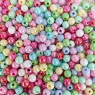 250 g. acryl perler i pastel farver. 6 mm.